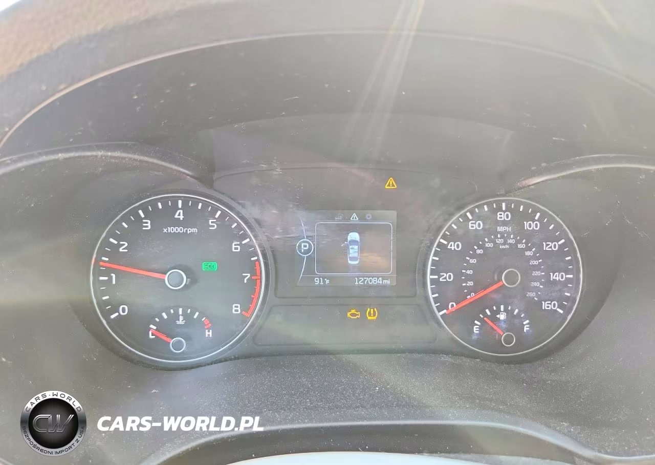2017 Kia Optima Lx VIN:5XXGT4L31HG125117 - 9