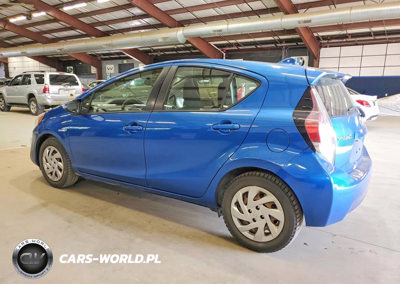 2015 Toyota Prius C One VIN:JTDKDTB34F1579860 - 2