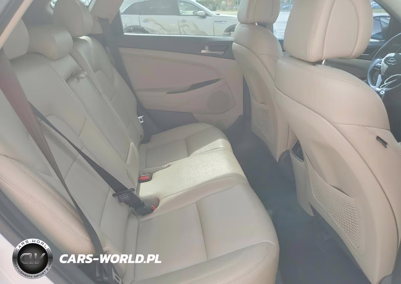 2018 Hyundai Tucson Value VIN:KM8J33A28JU809734 - 11