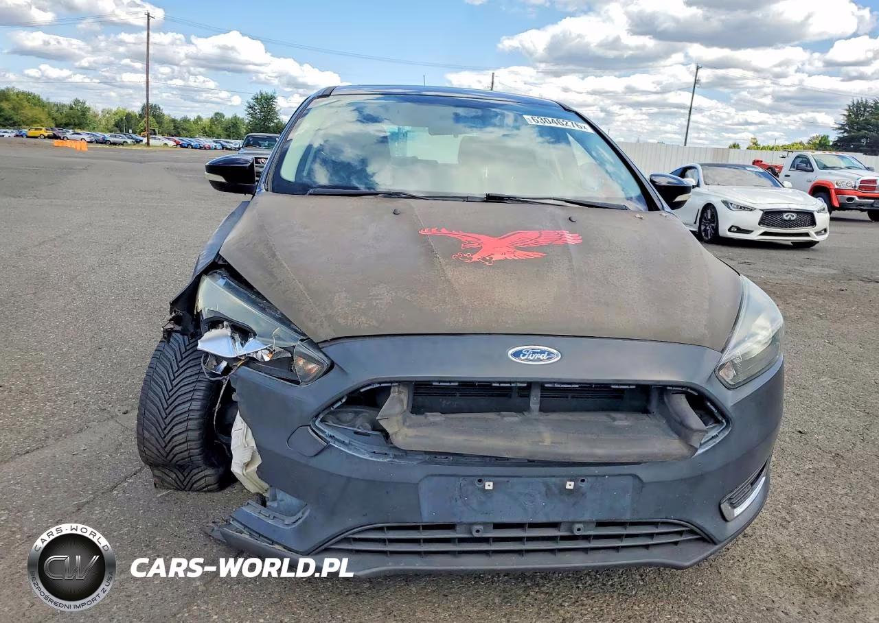 2018 Ford Focus Titanium VIN:1FADP3N24JL217873 - 5