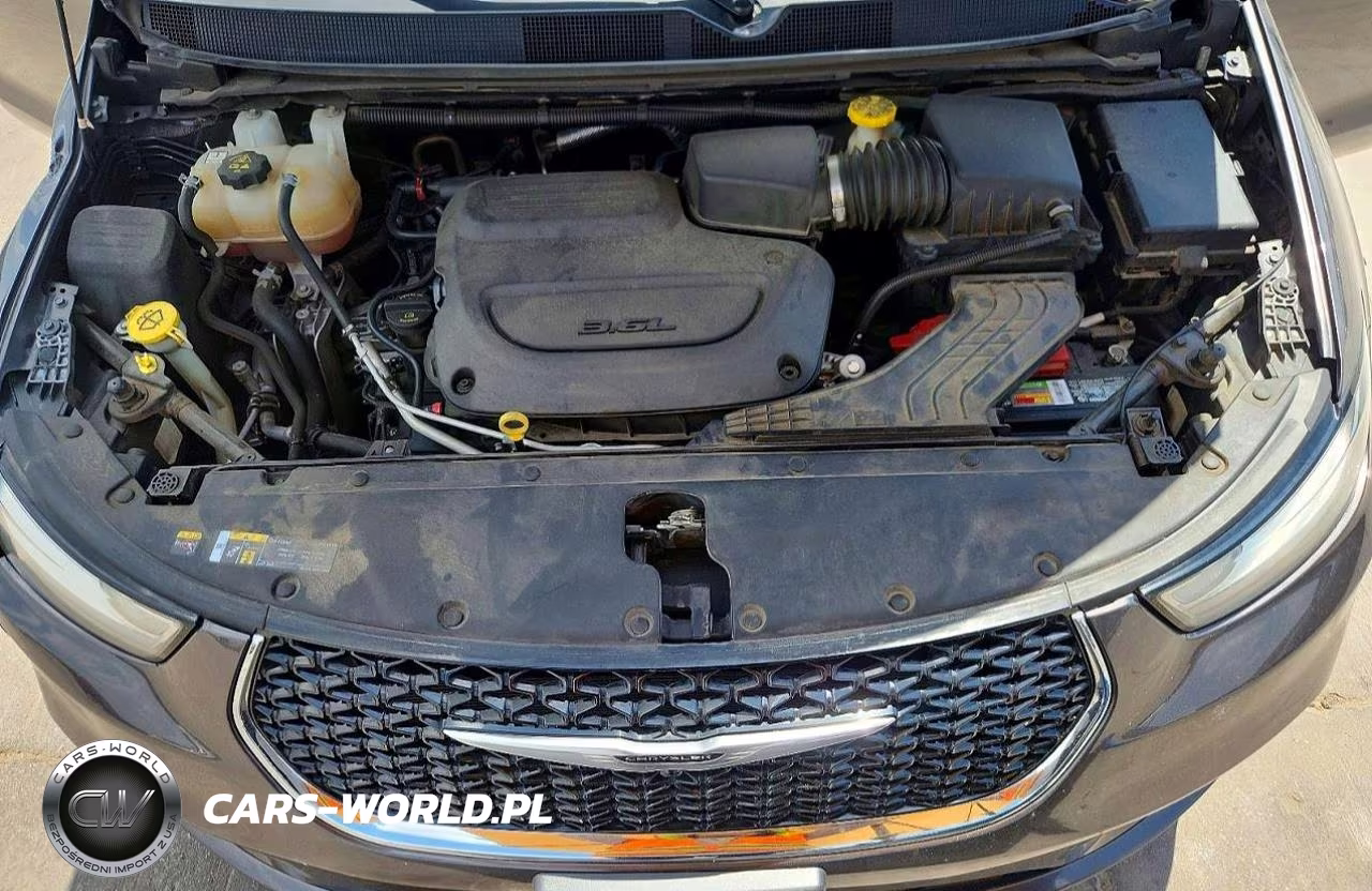 2022 Chrysler Pacifica Touring L VIN:2C4RC1BG6NR170651 - 12
