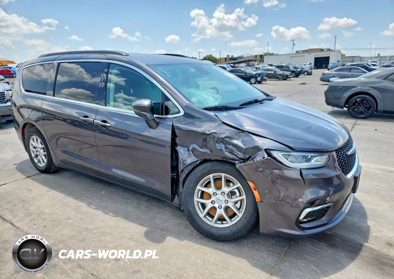 2022 Chrysler Pacifica Touring L VIN:2C4RC1BG6NR170651 - 4