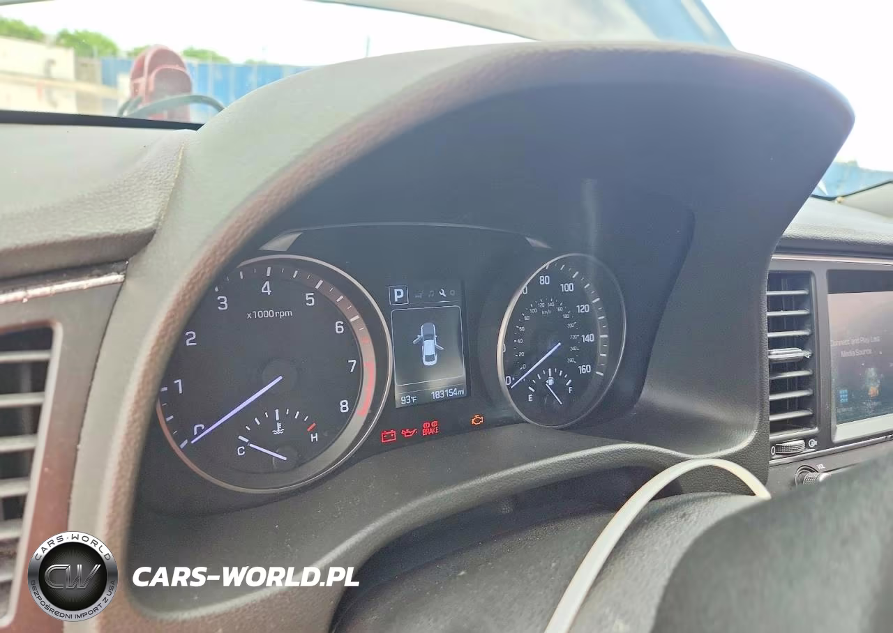 2018 Hyundai Elantra Sel VIN:5NPD84LF6JH364218 - 9