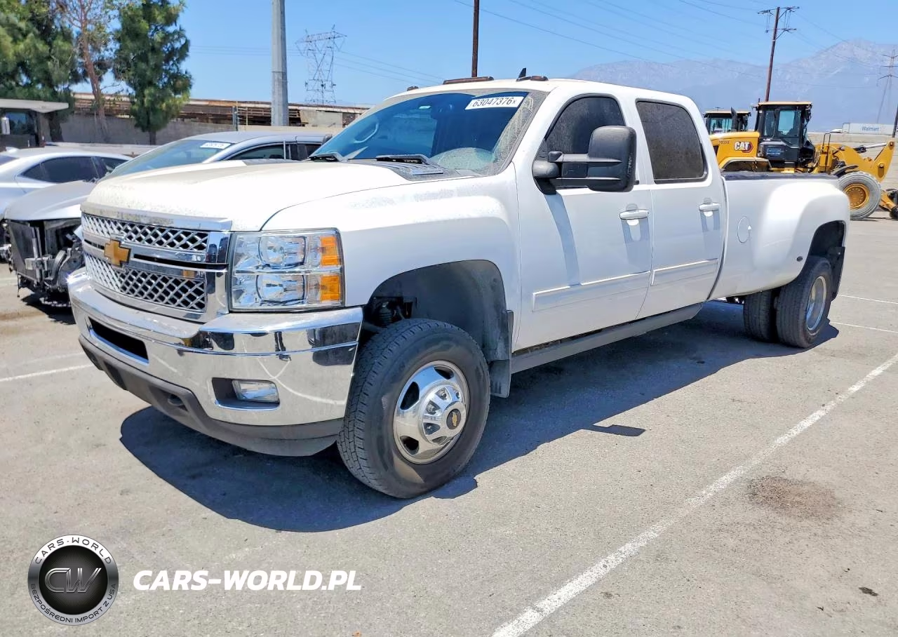 2013 CHEVROLET SILVERADO 3500HD LTZ