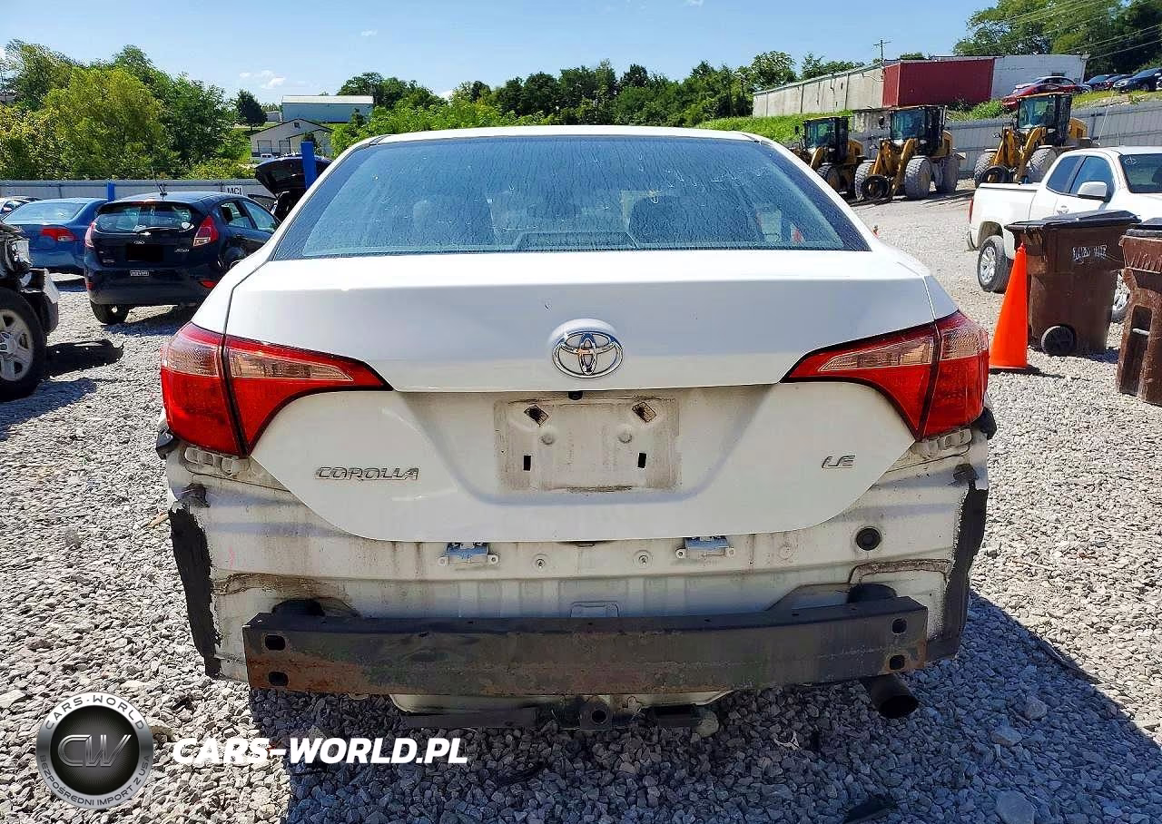 2017 Toyota Corolla Le VIN:5YFBURHE1HP666061 - 6