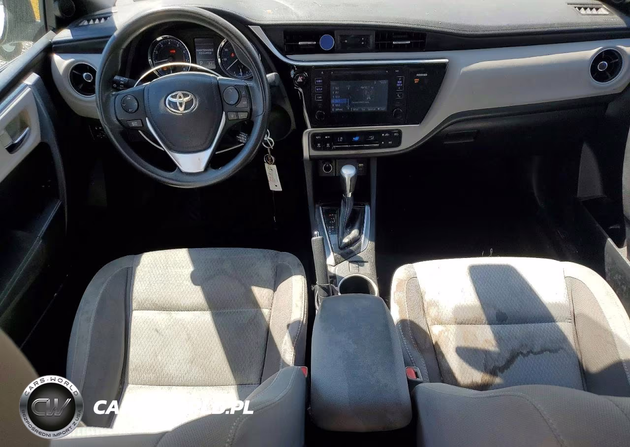 2017 Toyota Corolla Le VIN:5YFBURHE1HP666061 - 8