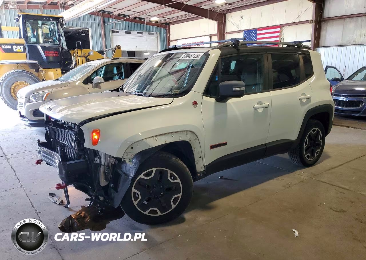 2015 Jeep Renegade Trailhawk VIN:ZACCJBCT0FPB80370 - 1