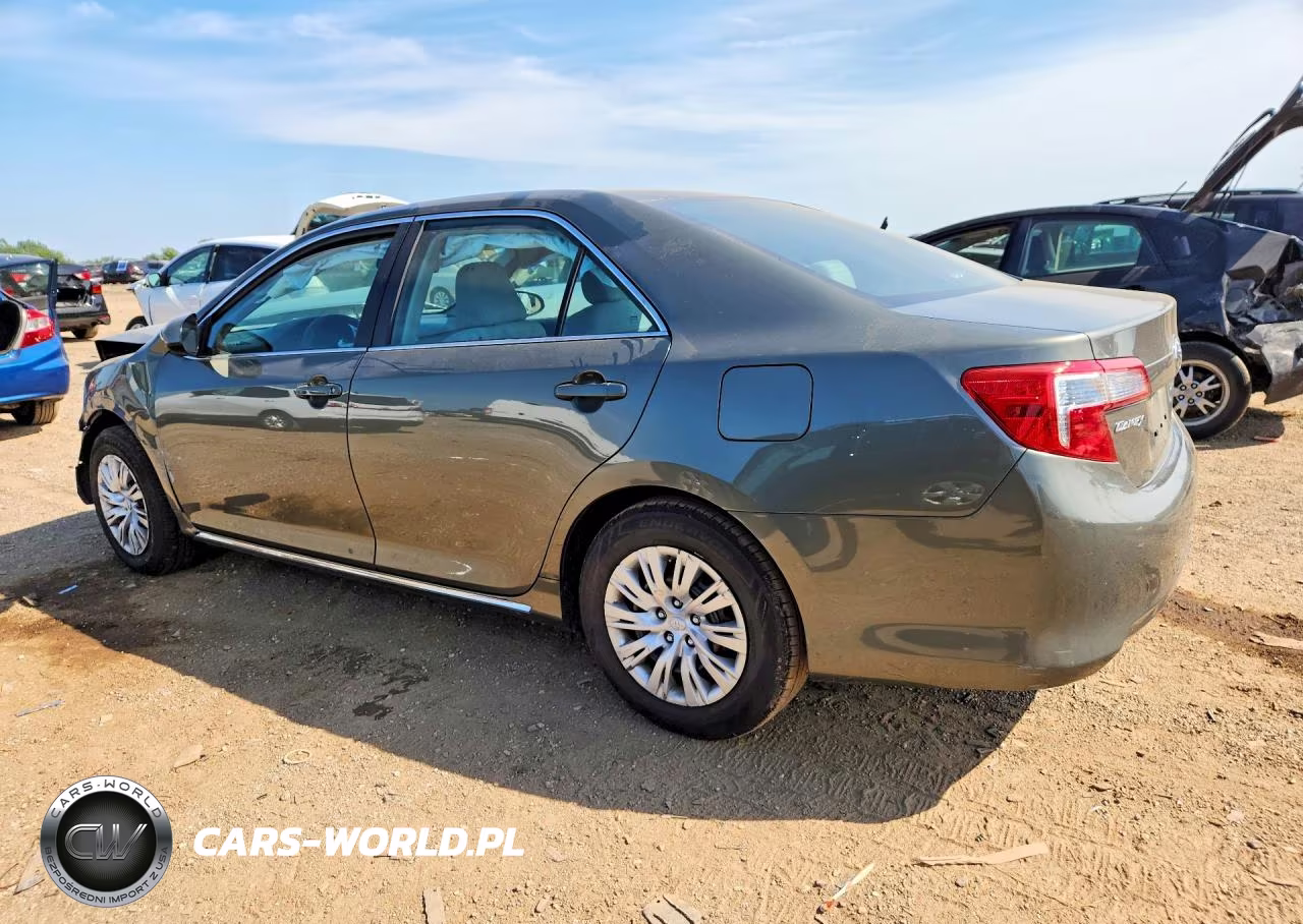 2014 Toyota Camry Le VIN:4T4BF1FK2ER379137 - 2