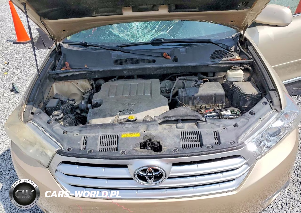 2012 Toyota Highlander Base VIN:5TDZK3EH2CS058047 - 12