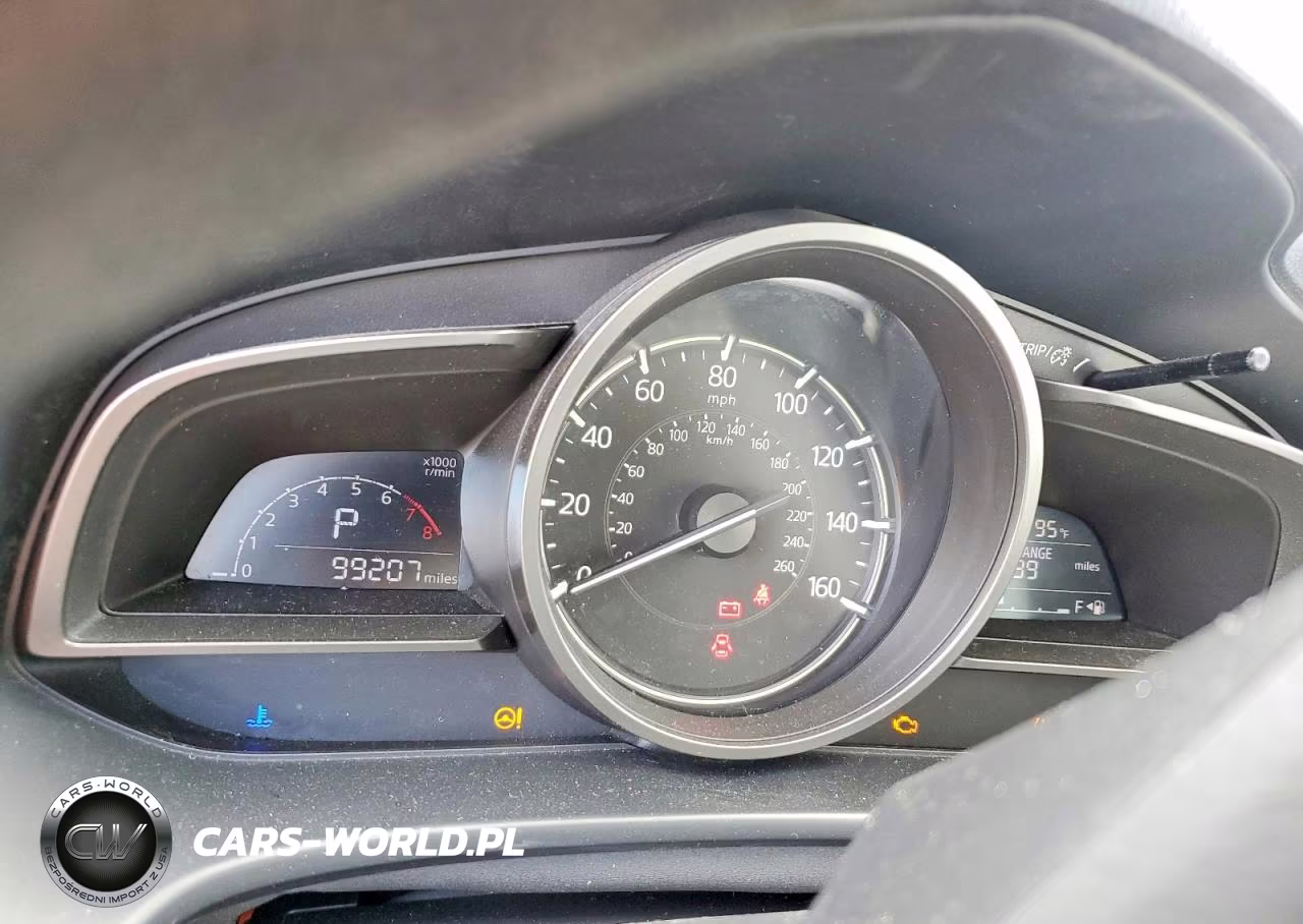 2018 Mazda 3 Sport VIN:3MZBN1U74JM188542 - 9
