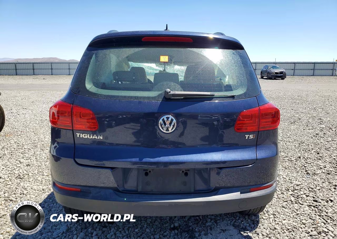 2016 Volkswagen Tiguan S VIN:WVGAV7AX2GW562169 - 6