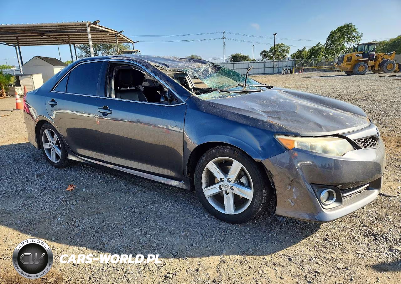 2013 Toyota Camry Se VIN:4T1BF1FK4DU225411 - 4