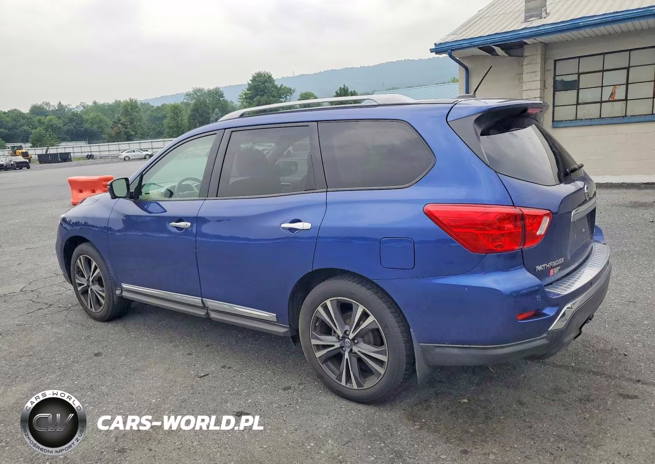 2018 Nissan Pathfinder Platinum VIN:5N1DR2MN0JC620741 - 2