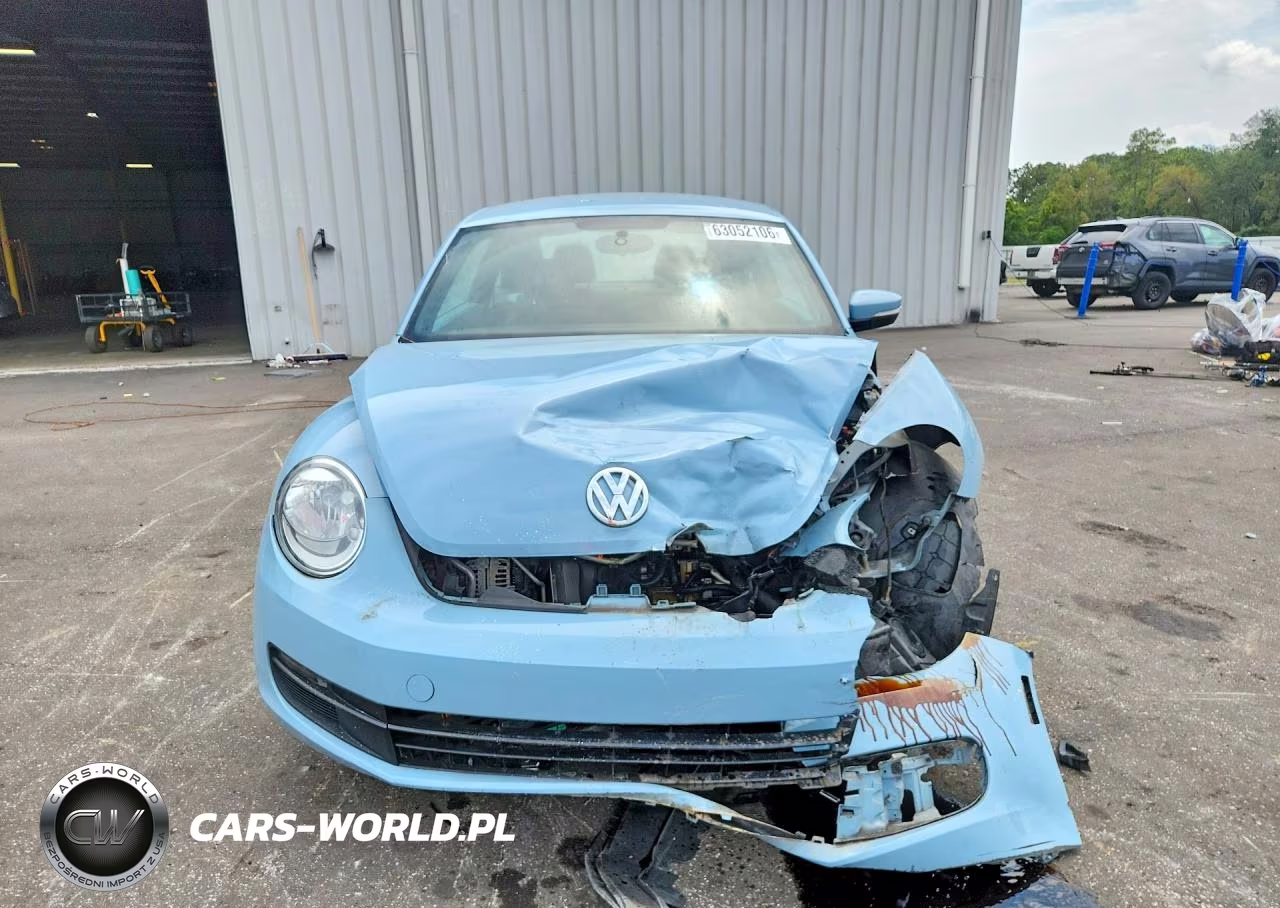 2012 Volkswagen Beetle VIN:3VWJX7ATXCM605739 - 5