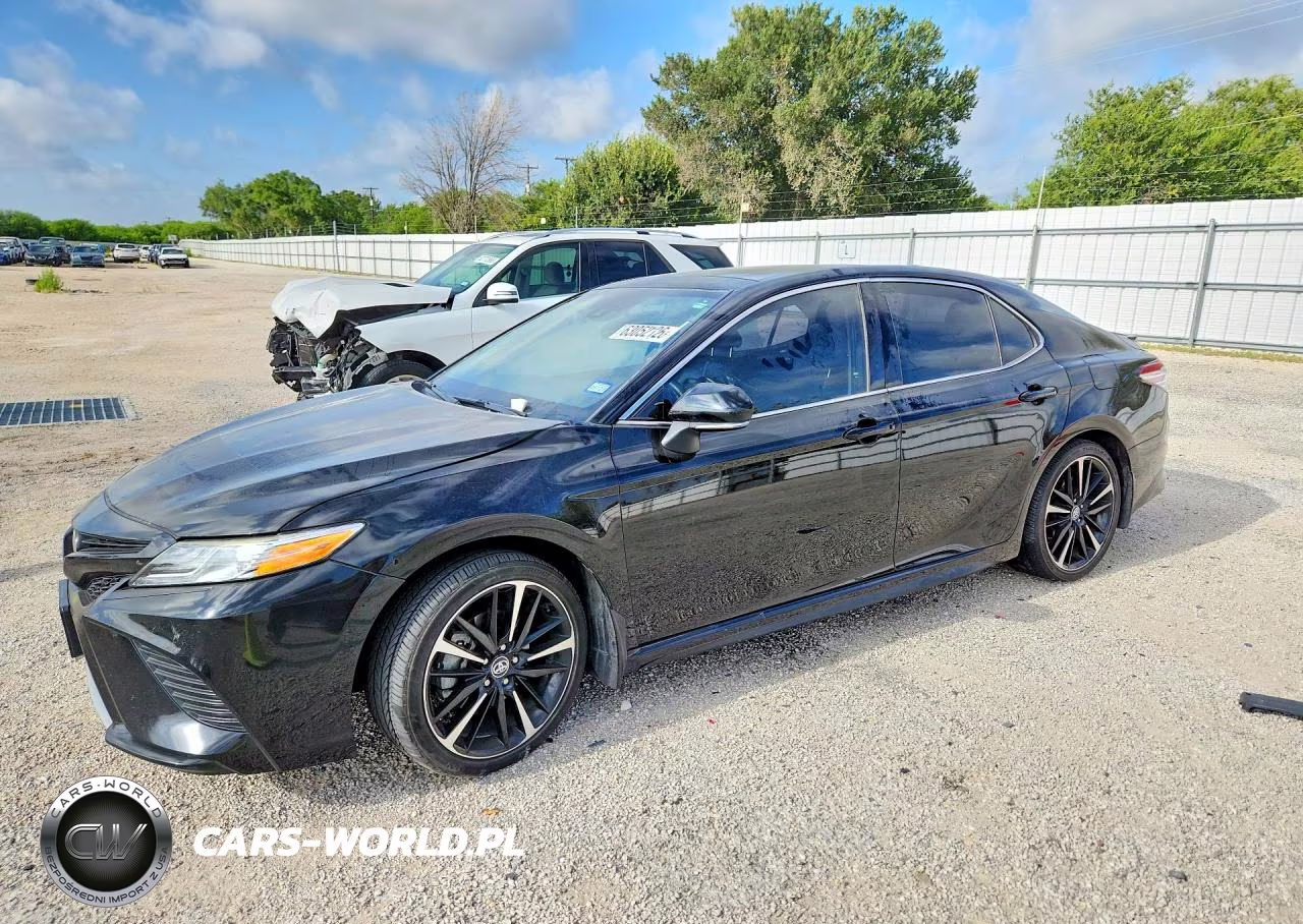 2020 Toyota Camry Xse