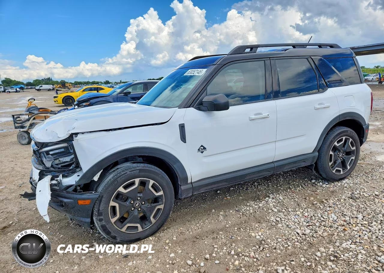 2022 Ford Bronco Sport Outer Banks – zdjęcie 1 z 13