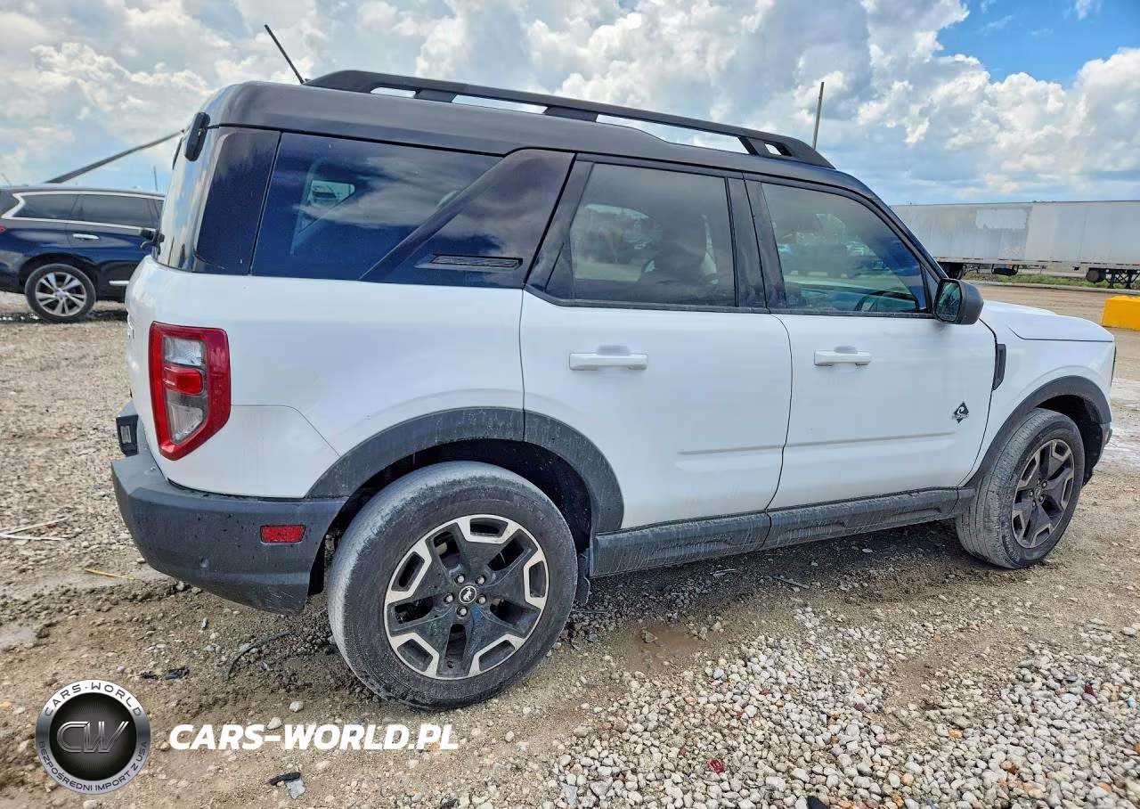 2022 Ford Bronco Sport Outer Banks VIN:3FMCR9C62NRD30216 - 3