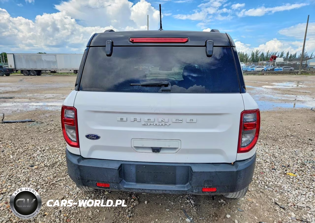 2022 Ford Bronco Sport Outer Banks VIN:3FMCR9C62NRD30216 - 6