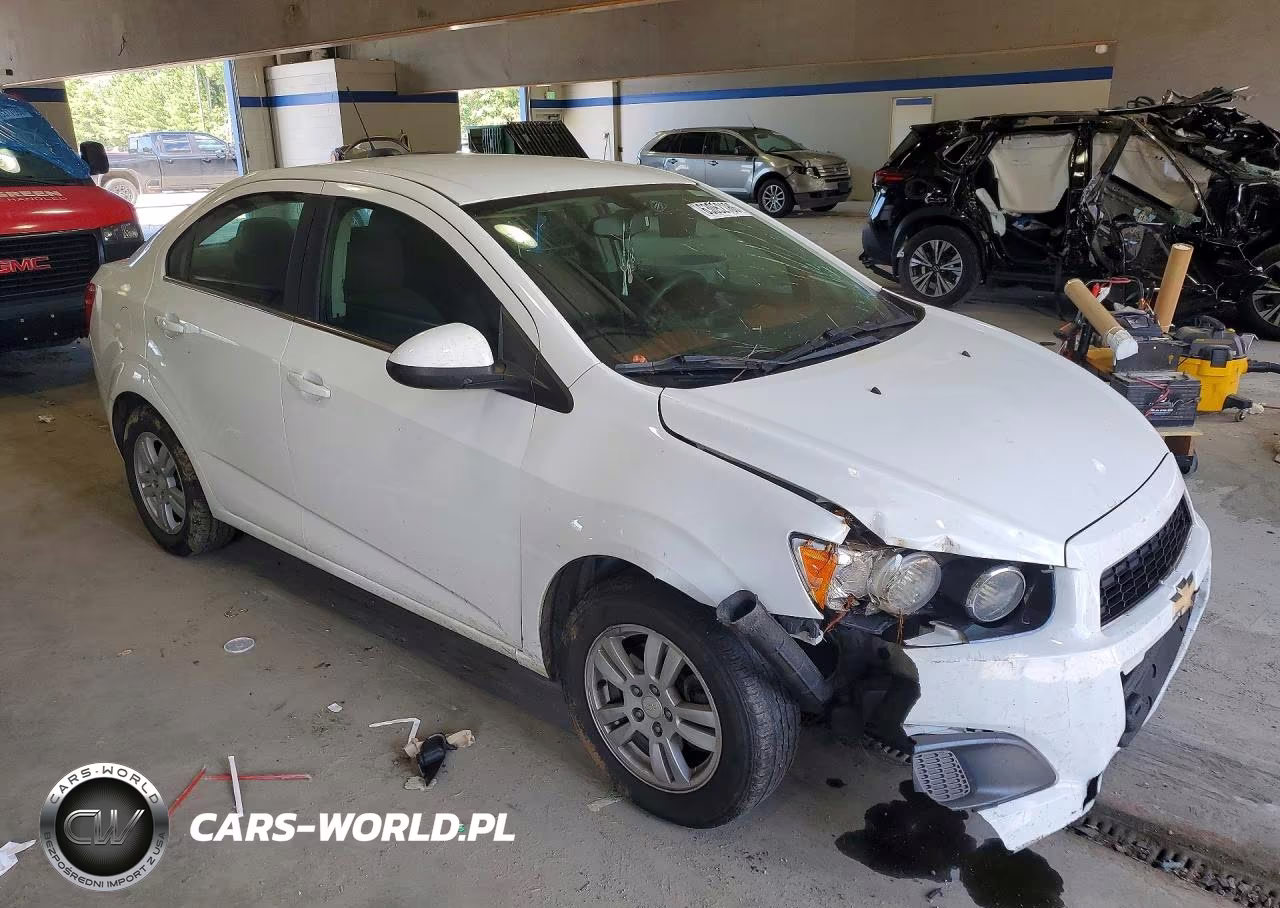 2015 Chevrolet Sonic Lt VIN:1G1JC5SG9F4164831 - 4