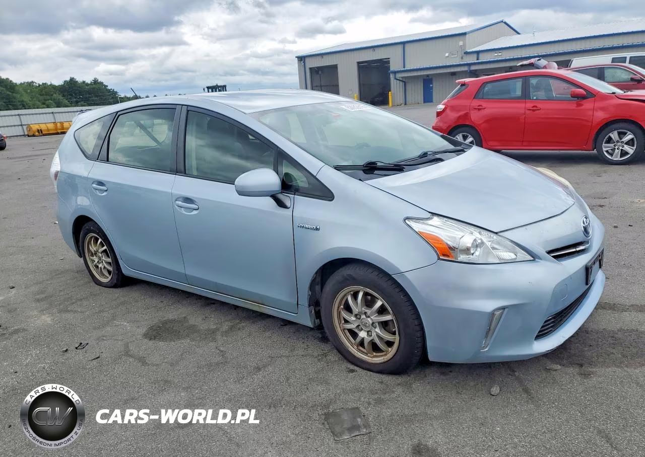 2013 Toyota Prius V Two VIN:JTDZN3EU1D3193849 - 4