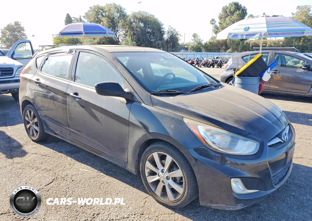 2012 Hyundai Accent Se VIN:KMHCU5AE5CU004613 - 4