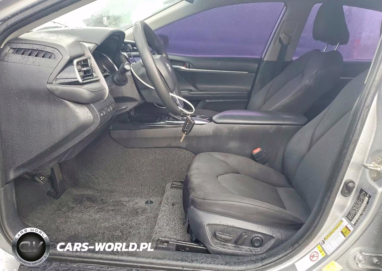 2019 Toyota Camry Le VIN:4T1B11HK0KU716602 - 7