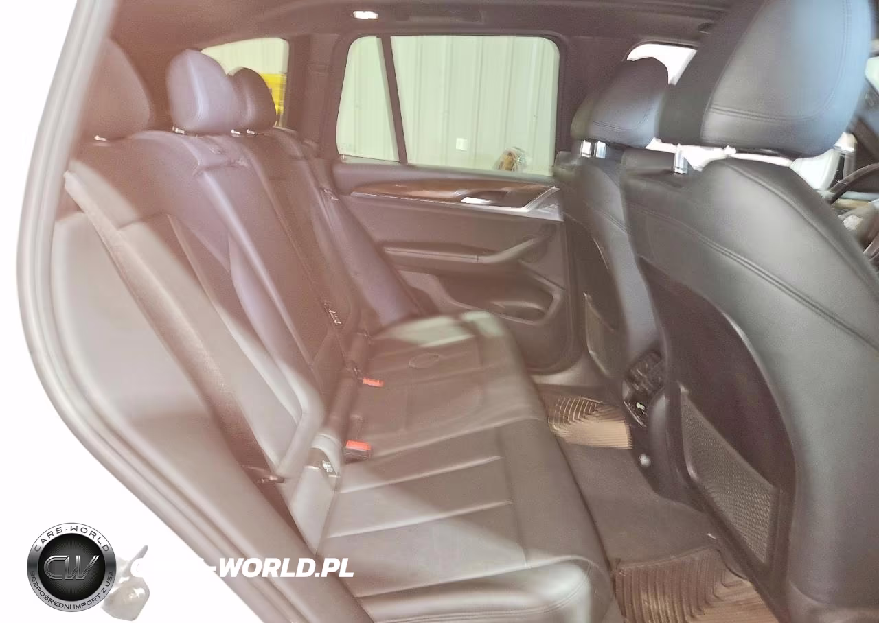 2019 BMW X3 xDrive30I VIN:5UXTR9C56KLE18662 - 11