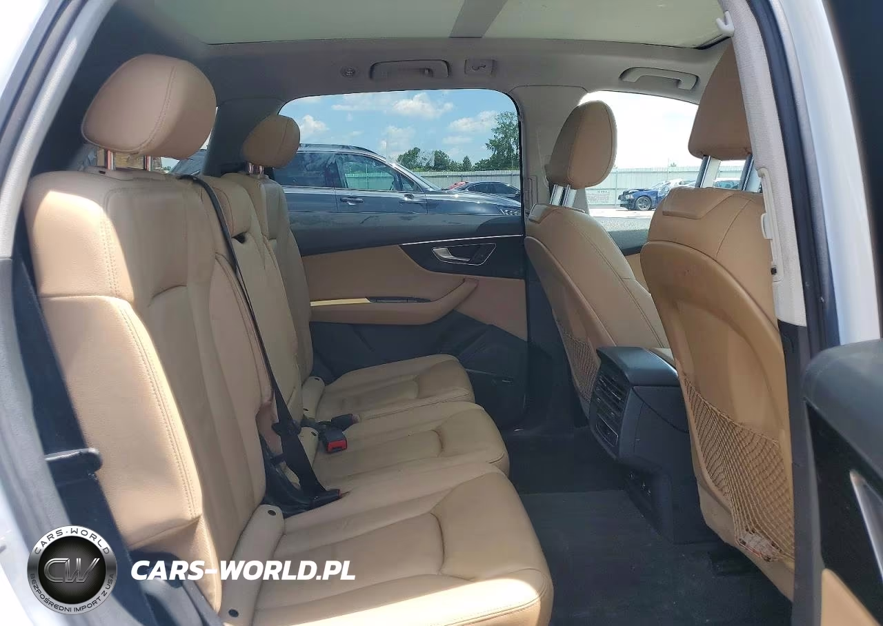 2020 Audi Q7 Premium Plus VIN:WA1LXAF78LD002752 - 11