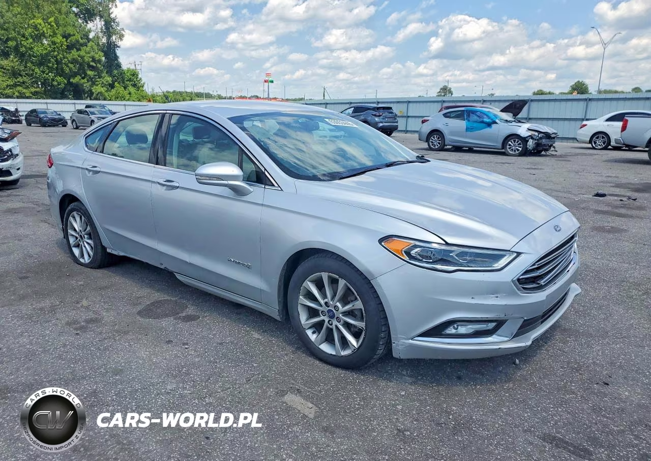 2017 Ford Fusion Se Hybrid VIN:3FA6P0LU0HR108088 - 4