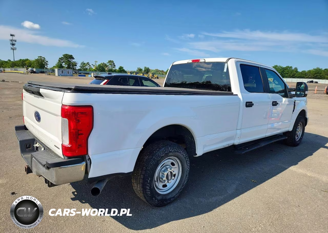 2017 Ford F250 Super Duty VIN:1FT7W2A66HEE48608 - 3