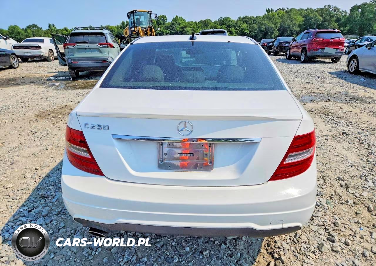 2014 Mercedes-Benz C 250 VIN:WDDGF4HB2ER302747 - 6