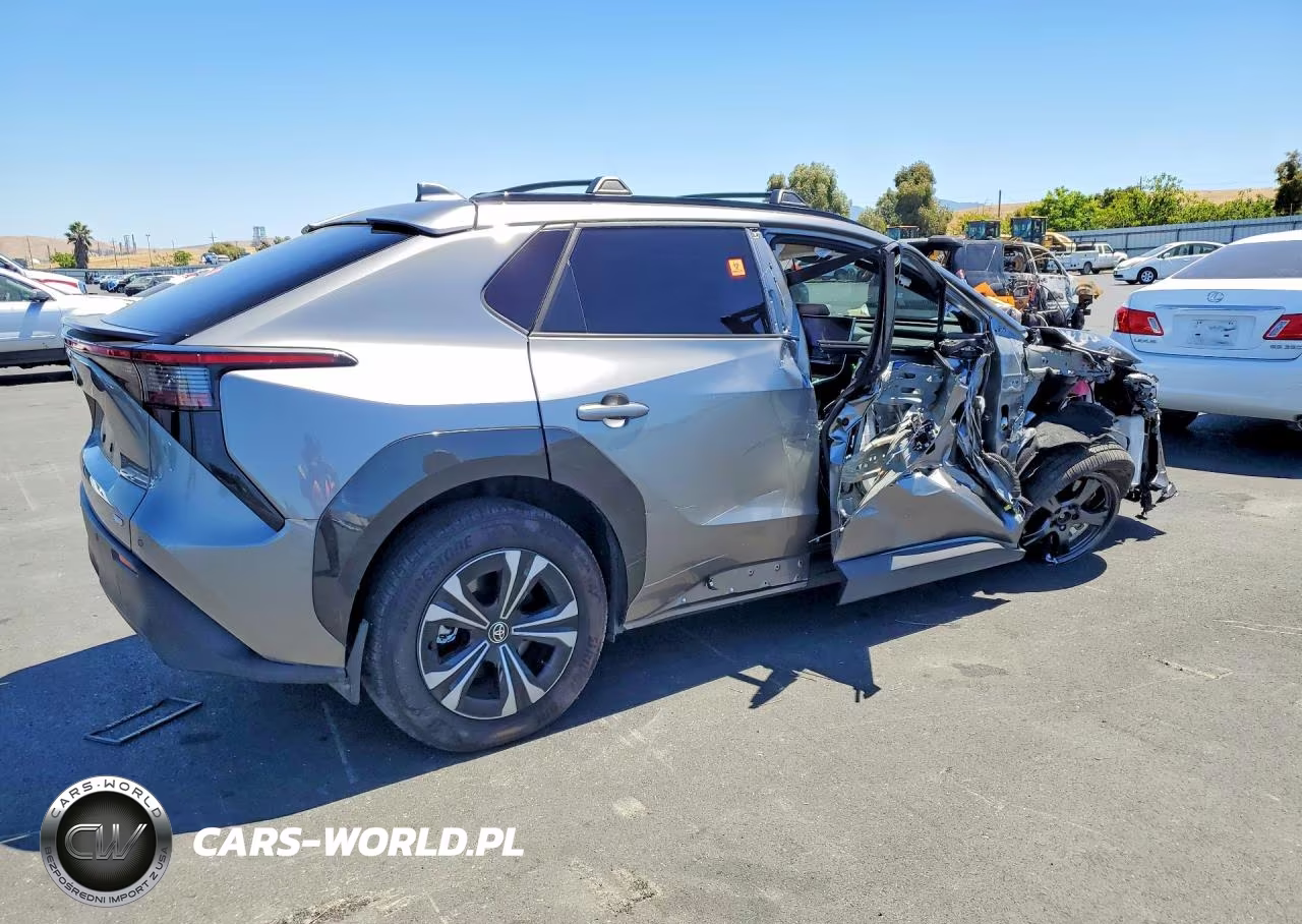 2024 Toyota Bz4X Xle VIN:JTMABACA4RA085070 - 3