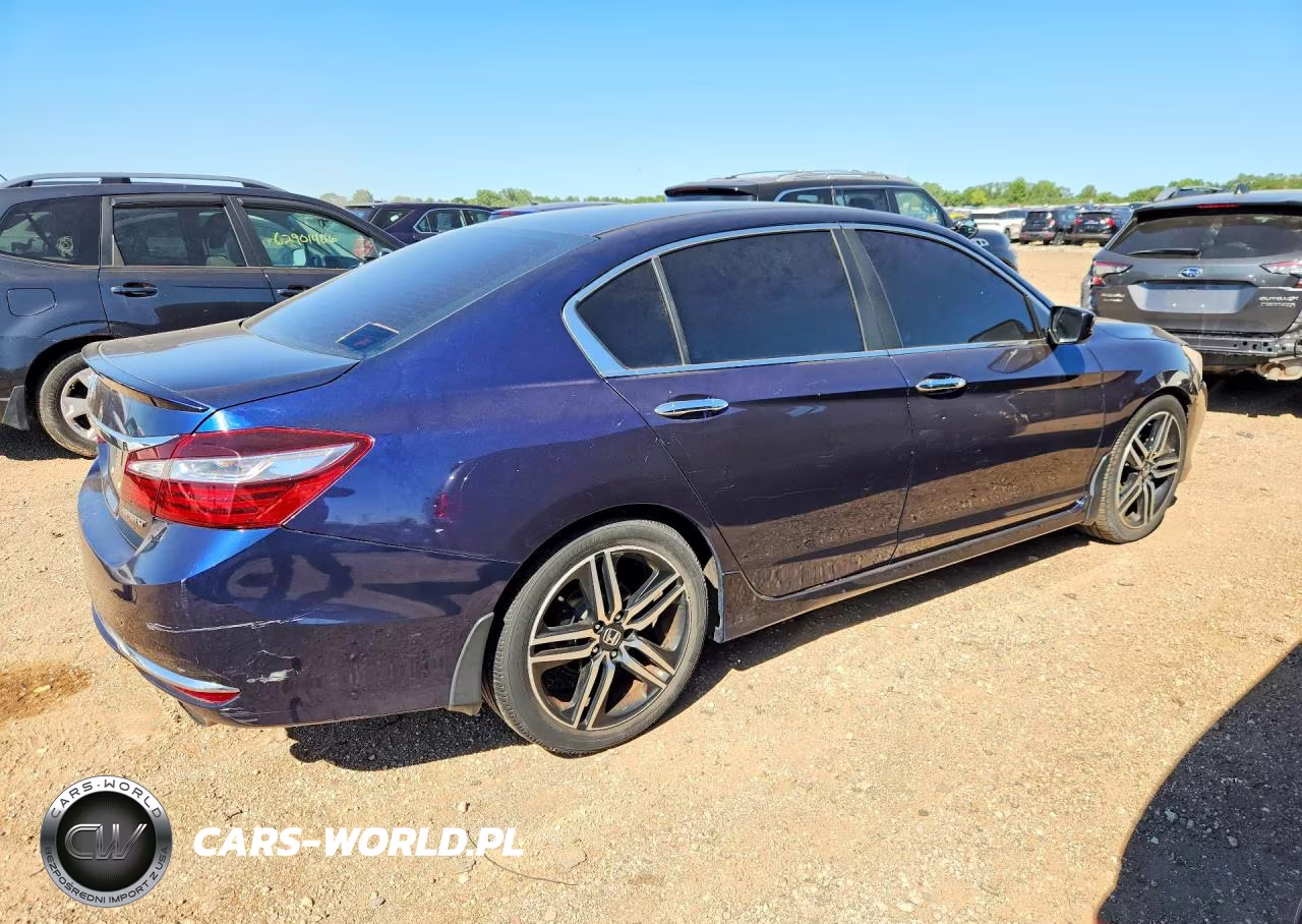 2017 Honda Accord Sport VIN:1HGCR2F65HA072295 - 3