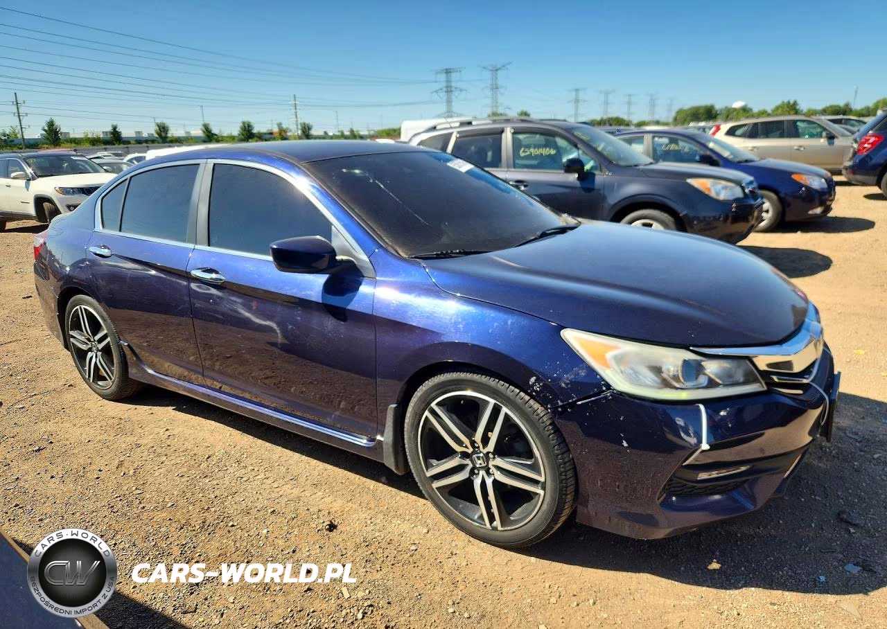 2017 Honda Accord Sport VIN:1HGCR2F65HA072295 - 4