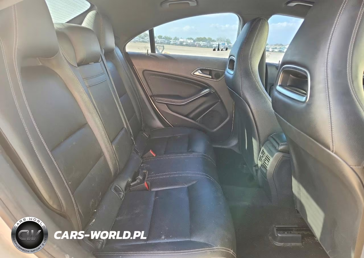 2016 Mercedes-Benz Cla 250 VIN:WDDSJ4EB3GN339054 - 10