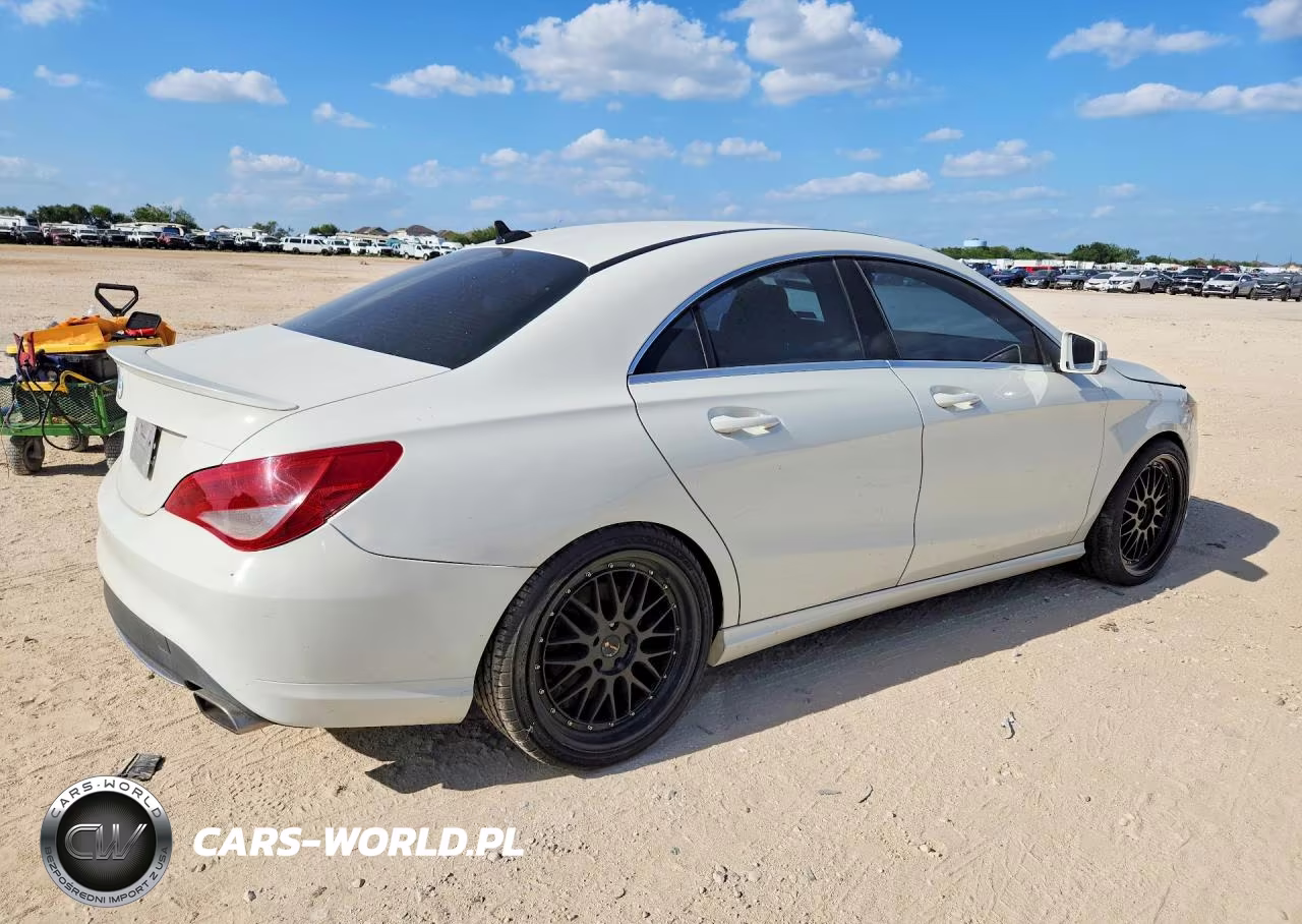 2016 Mercedes-Benz Cla 250 VIN:WDDSJ4EB3GN339054 - 3