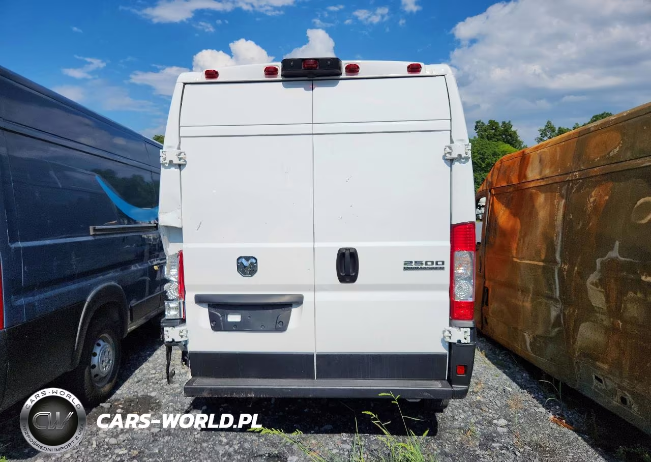 2025 Ram Promaster 2500 Delivery Van VIN:3C6LRVDG2SE518782 - 6