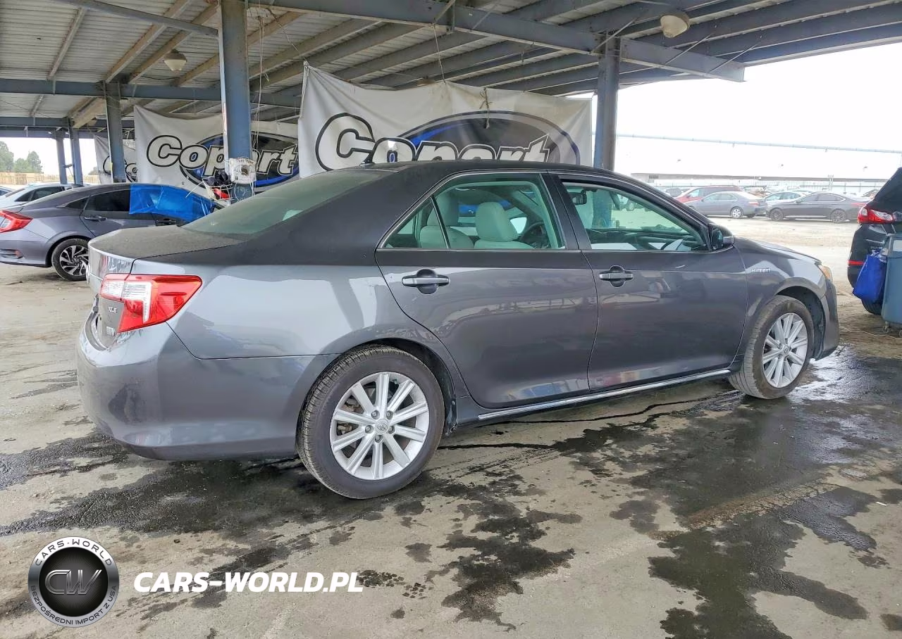 2014 Toyota Camry Hybrid Xle VIN:4T1BD1FK0EU109162 - 3