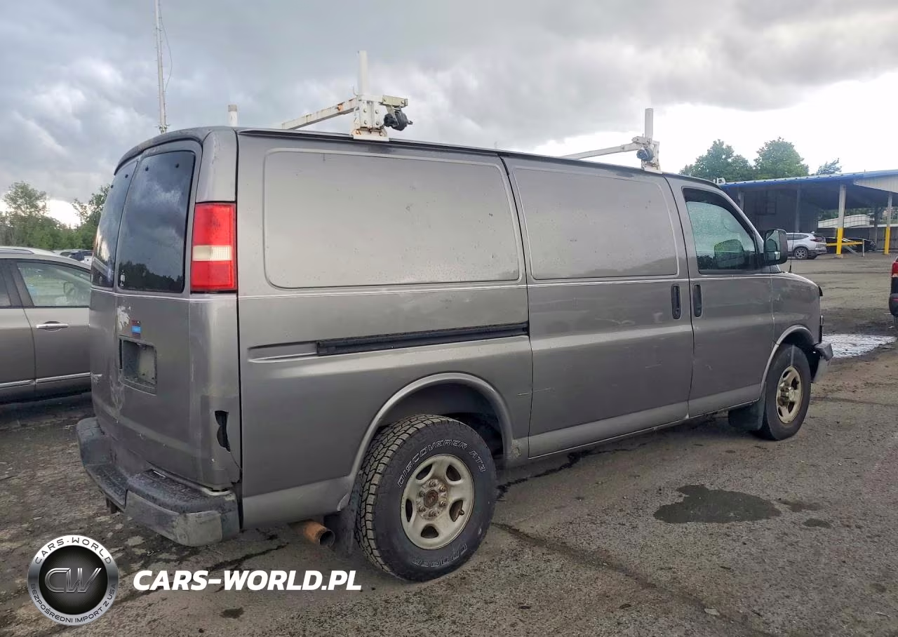 2008 Chevrolet Express G1500 VIN:1GCFH154281134177 - 3