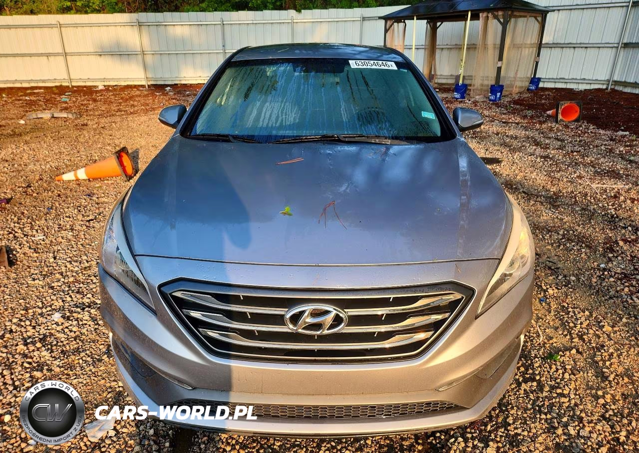 2016 Hyundai Sonata Sport VIN:5NPE34AF3GH389267 - 5