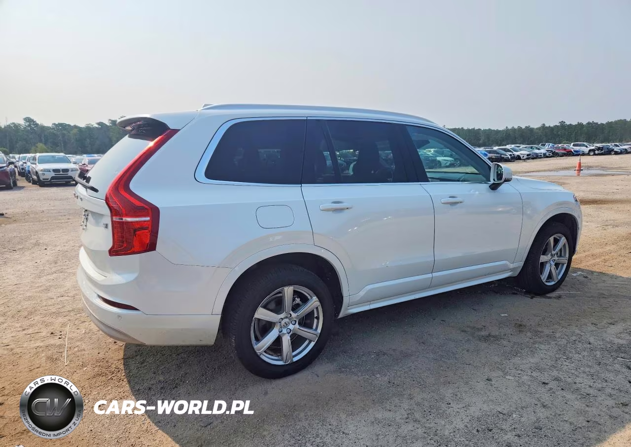 2022 Volvo Xc90 T5 Momentum VIN:YV4102PK1N1836700 - 3