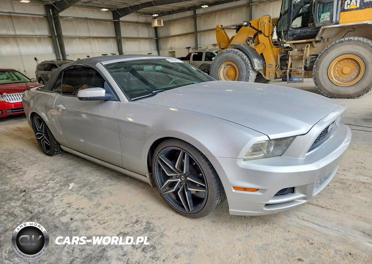 2013 Ford Mustang VIN:1ZVBP8EM3D5202867 - 4