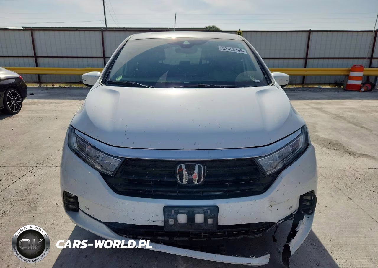 2021 Honda Odyssey Touring VIN:5FNRL6H85MB017878 - 5