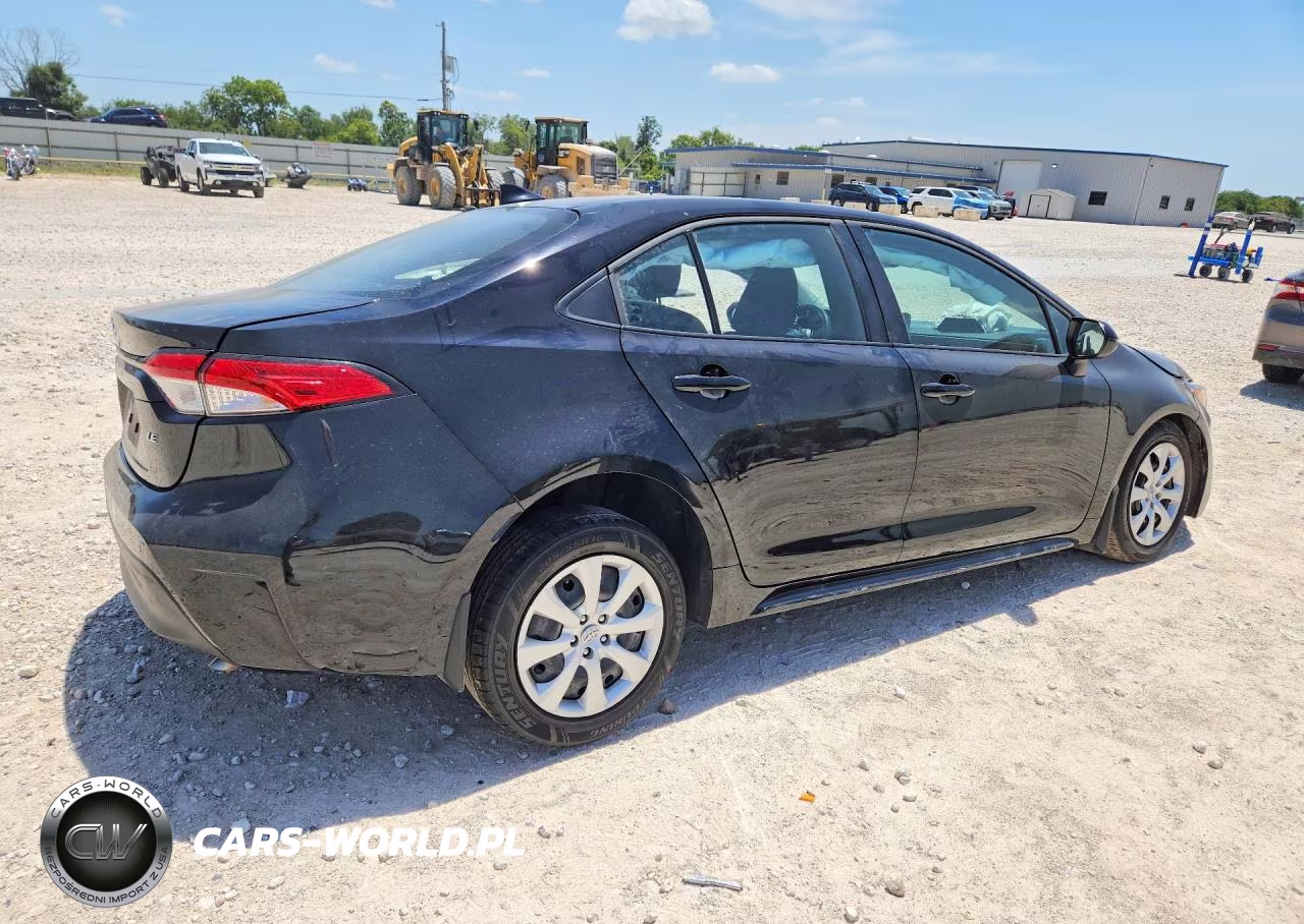 2026 Toyota Corolla Le VIN:5YFB4MDE9TP370903 - 3