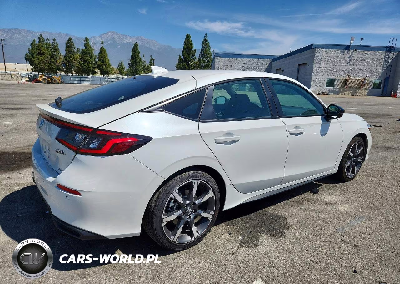 2025 Honda Civic Sport Touring VIN:19XFL4H98SE014072 - 3
