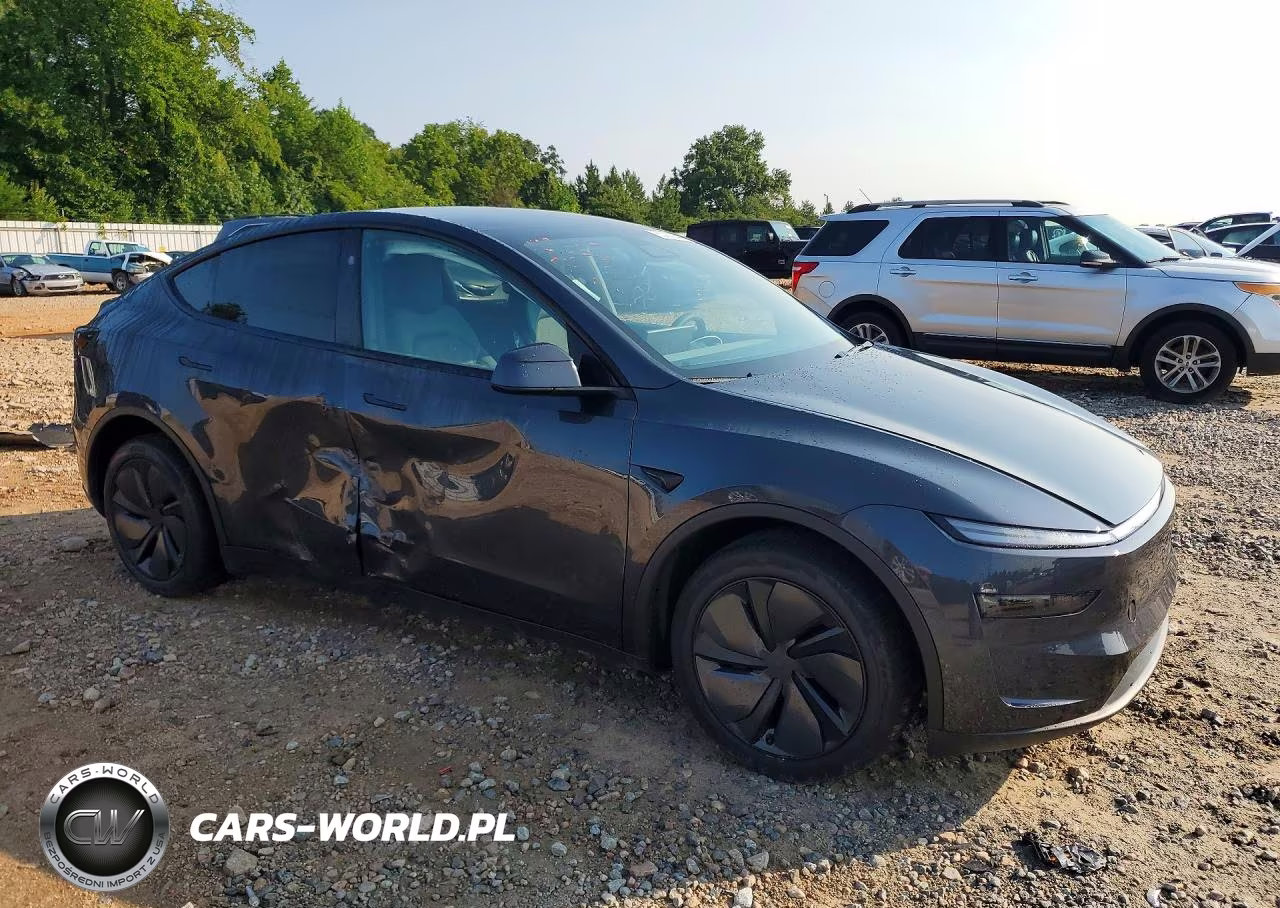 2026 Tesla Model Y VIN:7SAYGDEE6TA694855 - 4