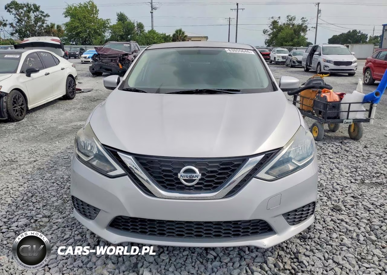2017 Nissan Sentra S VIN:3N1AB7AP1HY255053 - 5