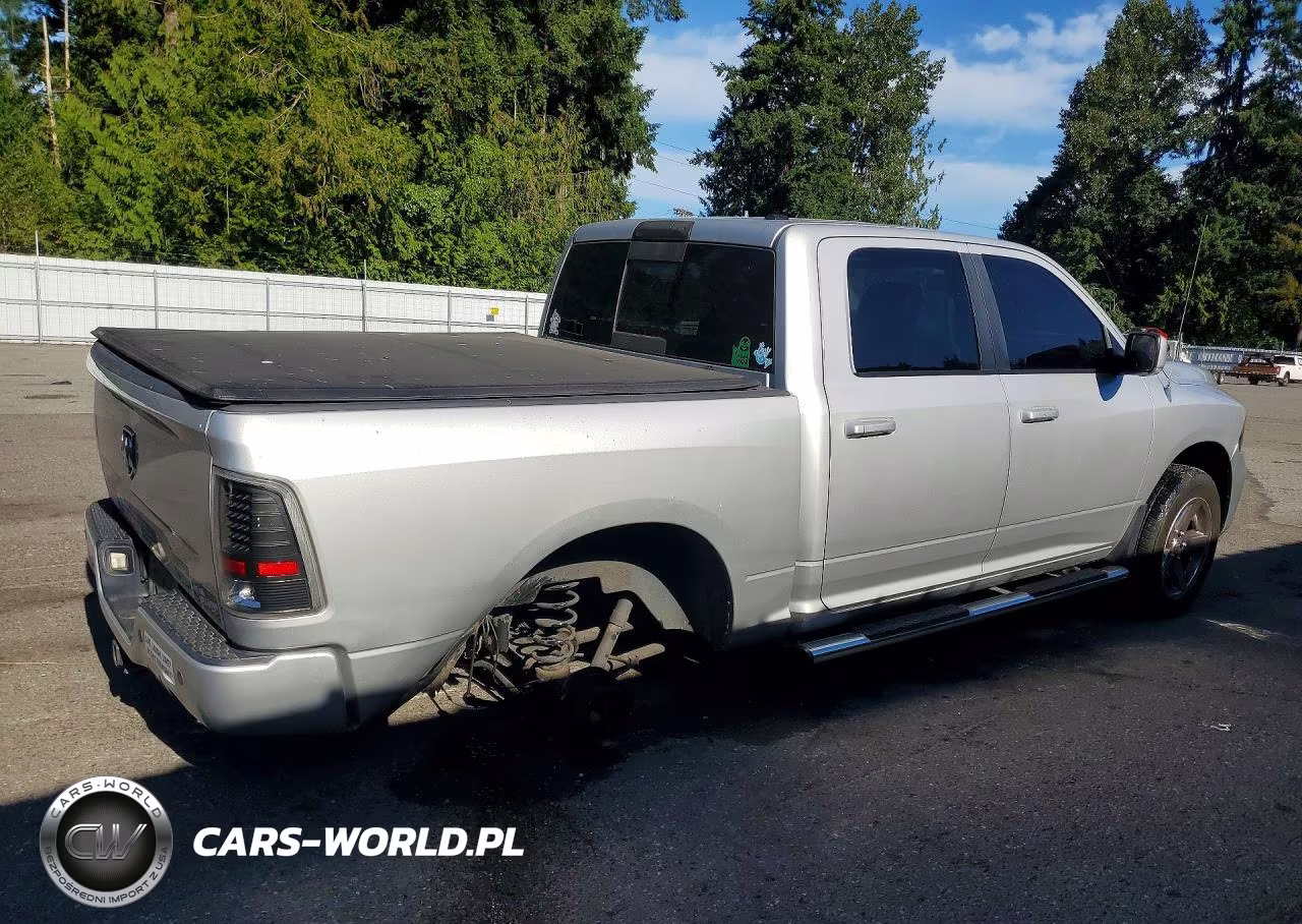 2011 Dodge Ram 1500 VIN:1D7RV1CT1BS681674 - 3