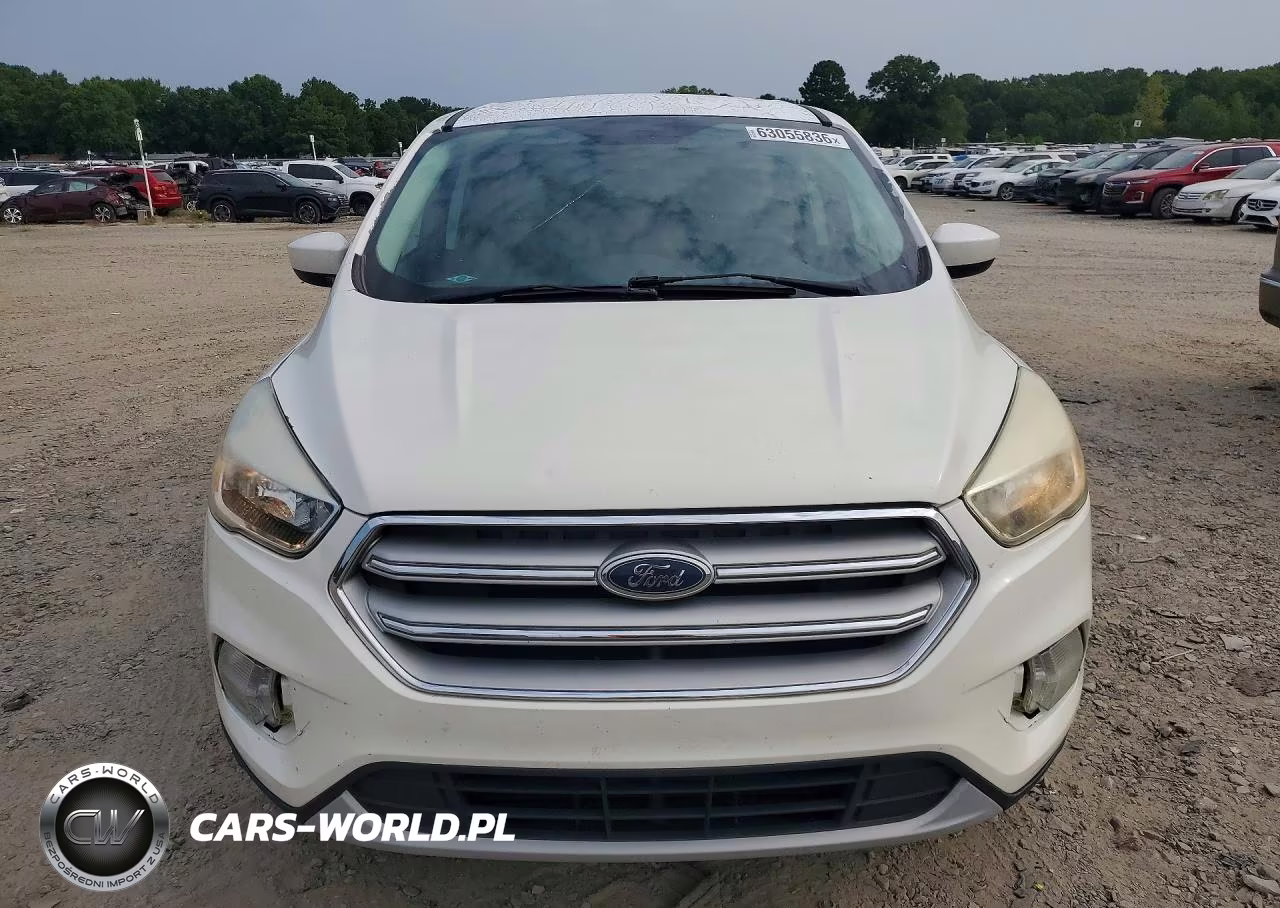 2017 Ford Escape Se VIN:1FMCU0G92HUE30134 - 5