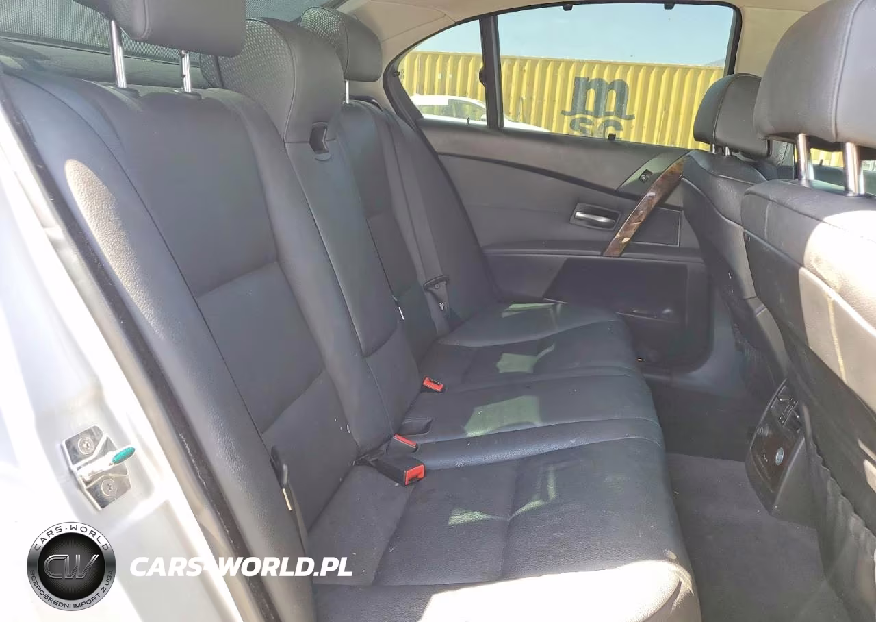 2007 BMW 550 I VIN:WBANB53597CP07575 - 10